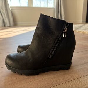 Sorel Black Wedge Rainboot